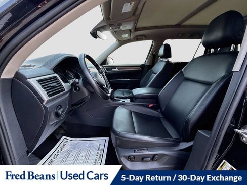 Used 2018 Volkswagen Atlas SEL FWD image 29