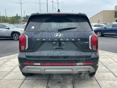 Used 2023 Hyundai Palisade Limited AWD/4WD image 6