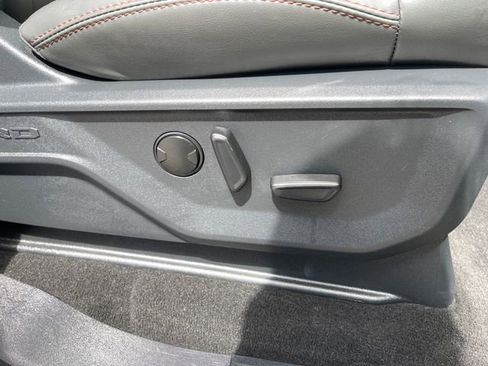Used 2025 Ford Expedition Active AWD/4WD image 44