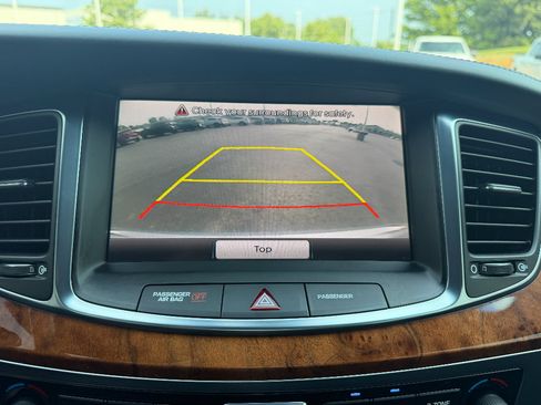 Used 2014 Hyundai Equus Signature RWD image 50