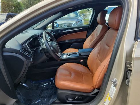Used 2019 Ford Fusion Titanium image 23