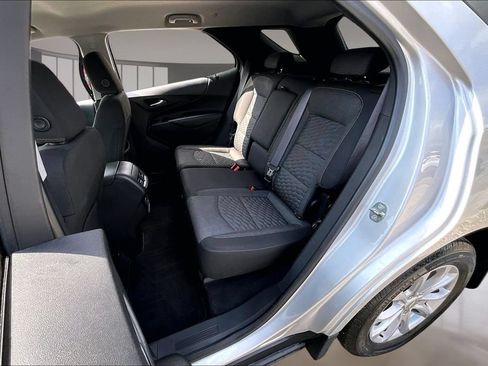 Used 2020 Chevrolet Equinox LT FWD image 21