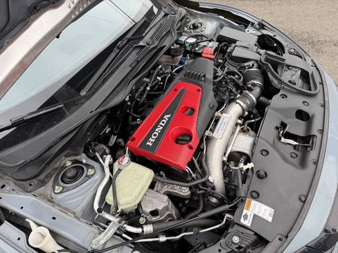 Used 2019 Honda Civic Type R image 14