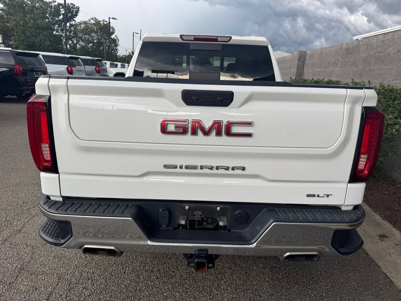 Certified 2023 GMC Sierra 1500 SLT w/ SLT Premium Package AWD/4WD image 10