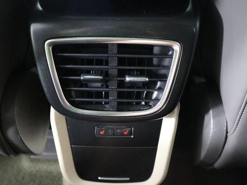 Used 2020 Lincoln Nautilus Reserve AWD/4WD image 55