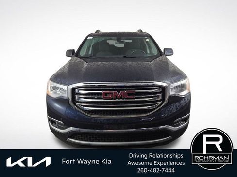Used 2017 GMC Acadia SLE AWD/4WD image 3