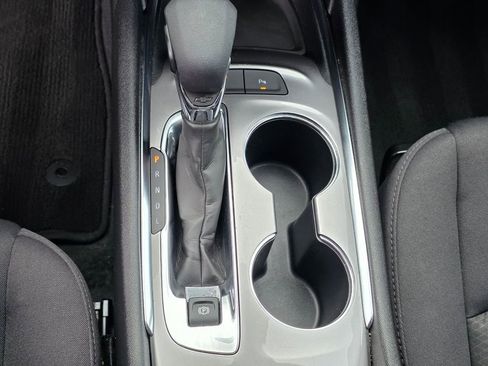 Used 2025 Chevrolet Malibu LT FWD image 24