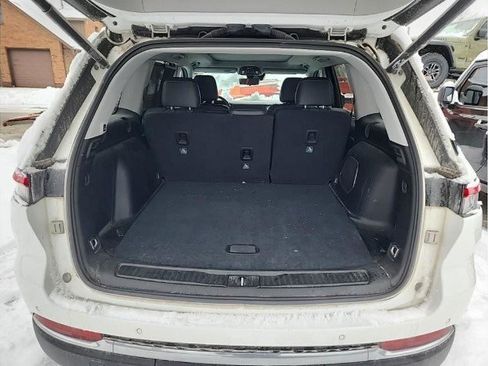 Used 2022 Jeep Grand Cherokee Limited 4xe w/ Luxury Tech Group II image 16