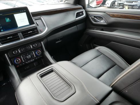 Used 2022 Chevrolet Tahoe Premier image 11