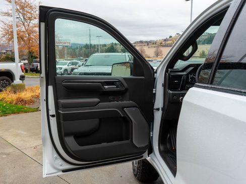 New 2026 GMC Sierra 1500 AT4X image 18