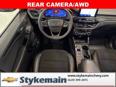 Used 2022 Ford Escape SEL w/ SEL Stealth AWD Package image 4