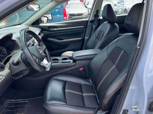 Used 2024 Nissan Altima 2.5 SR FWD image 20