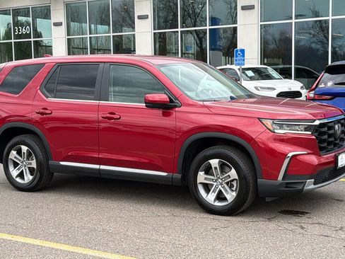 Certified 2025 Honda Pilot EX-L image 1