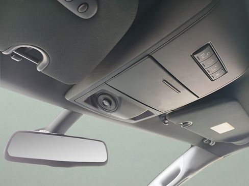 Used 2019 Dodge Grand Caravan GT FWD image 23