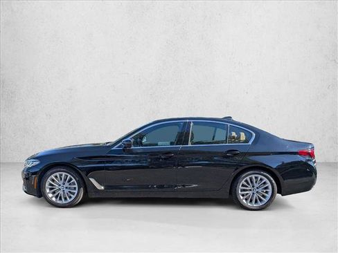 Certified 2023 BMW 530i xDrive w/ Convenience Package AWD/4WD image 9
