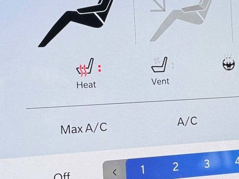 New 2026 Chrysler Pacifica Pinnacle image 29