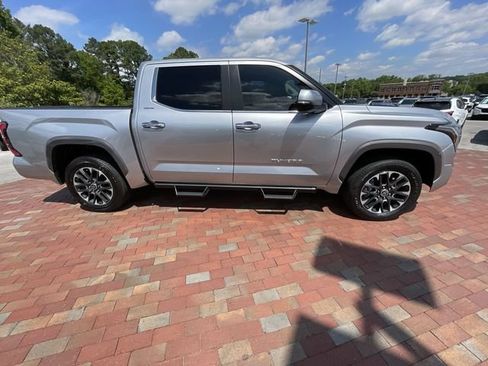 Used 2024 Toyota Tundra Limited AWD/4WD image 37