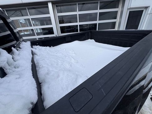 Used 2016 GMC Sierra 1500 SLT w/ SLT Premium Package image 29