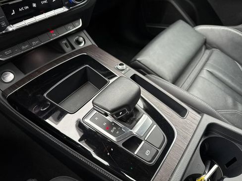 Used 2024 Audi Q5 2.0T Premium Plus image 24