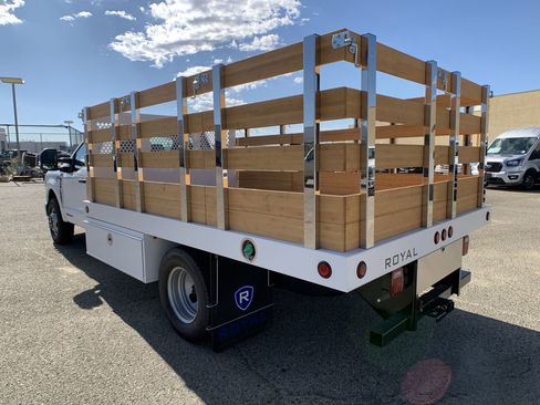 New 2025 Ford F350 XL w/ XL Chrome Package image 5