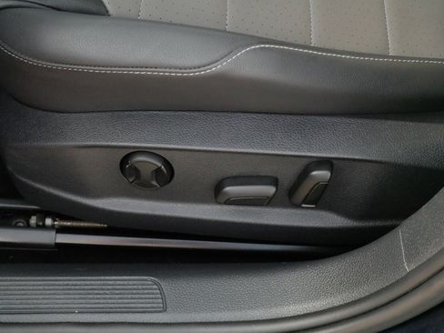 Used 2015 Volkswagen Golf TDI SEL FWD image 20