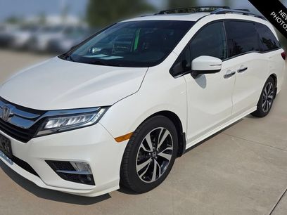 Used 2018 Honda Odyssey Elite