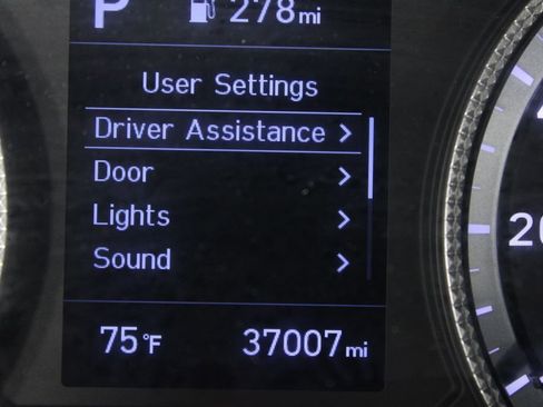 Used 2020 Hyundai Sonata SE w/ Cargo Package image 25