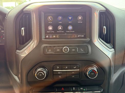 Used 2020 Chevrolet Silverado 1500 Custom w/ Infotainment Package RWD image 24