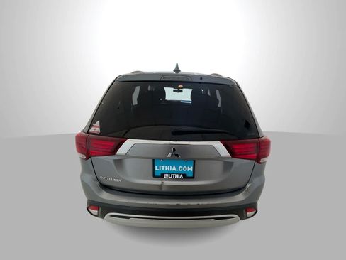 Used 2020 Mitsubishi Outlander ES AWD/4WD image 7