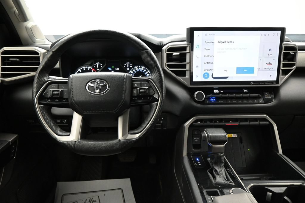 Used 2023 Toyota Tundra Limited AWD/4WD image 14