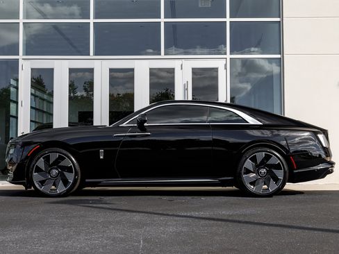 Certified 2025 Rolls-Royce Spectre w/ Spectre Enhancement Package image 6