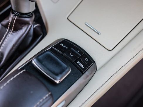 Used 2018 Lexus ES 350 w/ Luxury Package w/Wood Trim FWD image 43