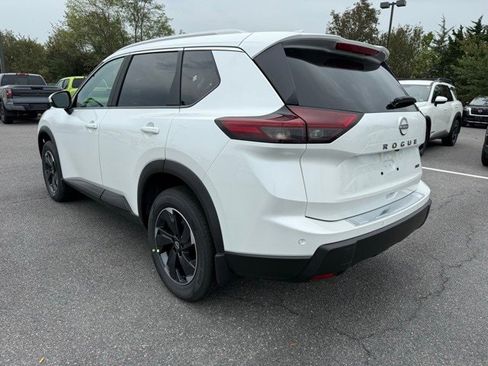 New 2026 Nissan Rogue SV w/ SV Premium Package image 7