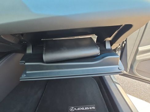 Used 2024 Lexus ES 350 w/ Accessory Package (Z1) FWD image 20