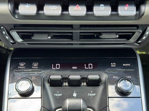 Used 2022 Porsche 911 Targa 4 GTS image 35