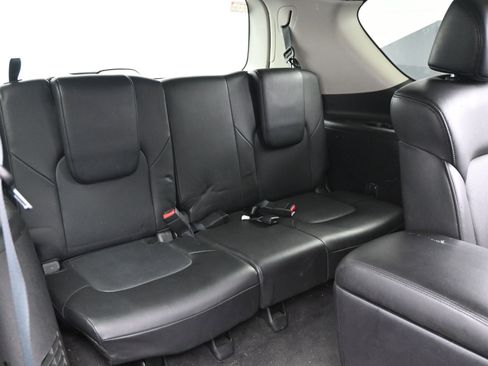 Used 2021 Nissan Armada SL w/ Captain's Chairs Package image 15