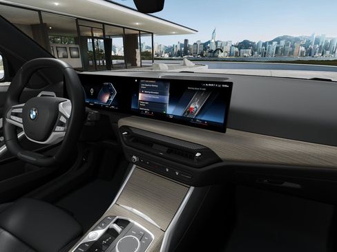 New 2025 BMW 330i 330i Sedan w/ Convenience Package image 14