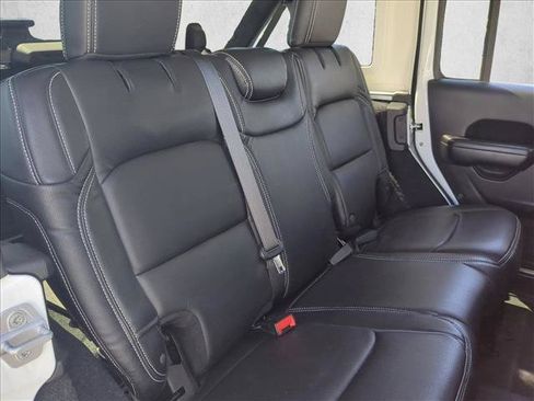 Used 2018 Jeep Wrangler Unlimited Sport S AWD/4WD image 20