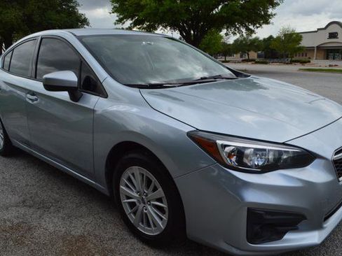 Used 2017 Subaru Impreza 2.0i Premium image 2