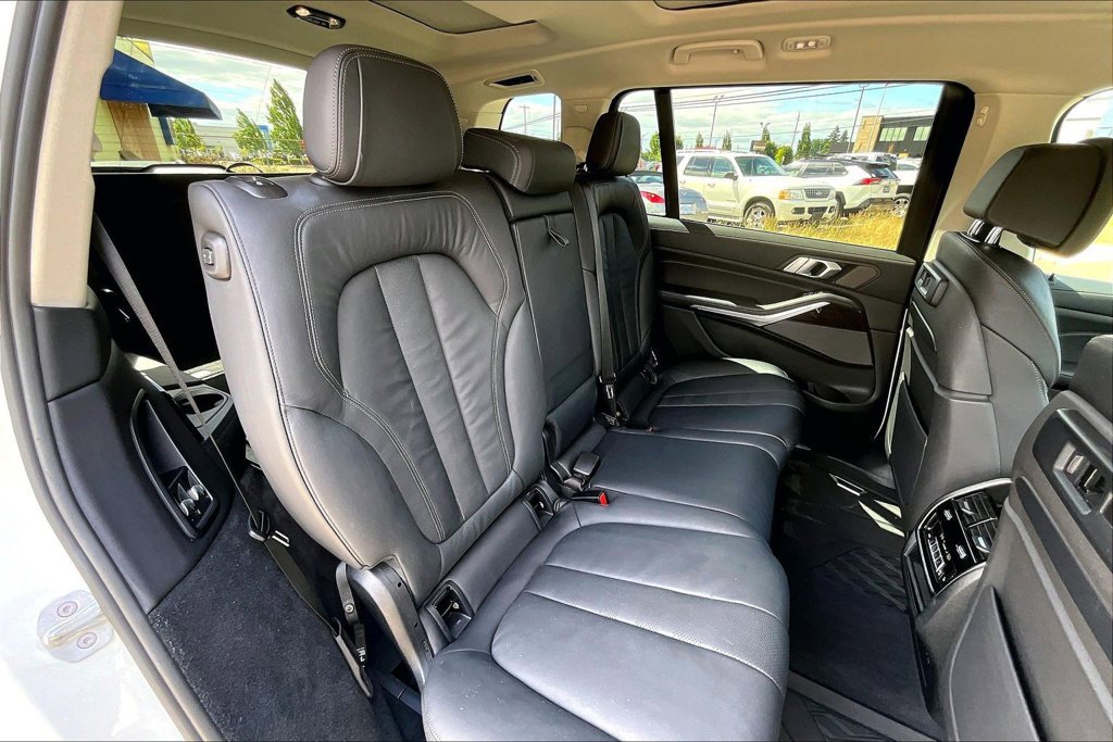 Used 2020 BMW X7 xDrive40i w/ Premium Package AWD/4WD image 20