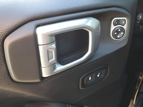 Used 2021 Jeep Wrangler Rubicon image 44