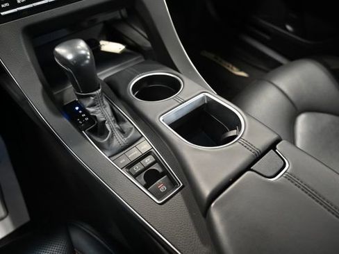 Used 2020 Toyota Avalon XSE w/ All Weather Liner Package image 18