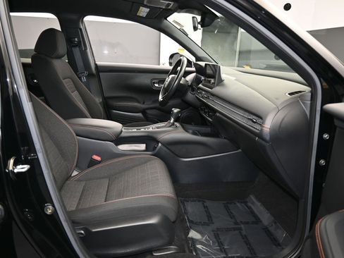Used 2024 Honda HR-V Sport image 43