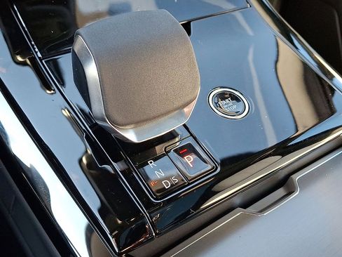 New 2025 Land Rover Range Rover Sport Dynamic SE image 22