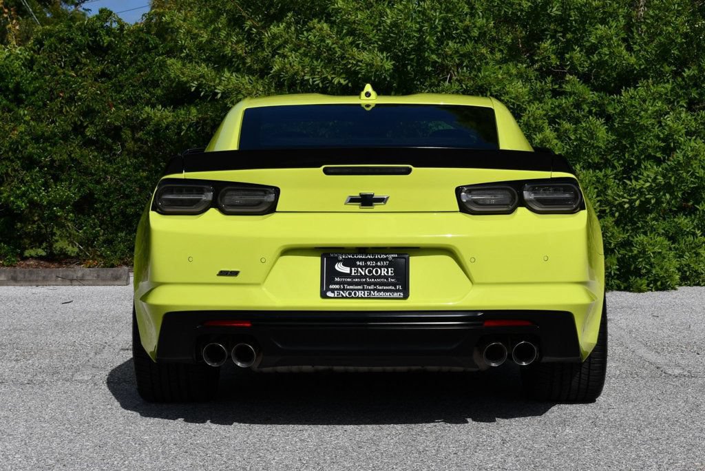 Used 2021 Chevrolet Camaro SS RWD image 5