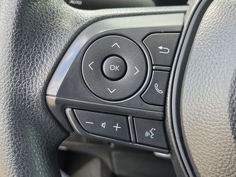 Used 2026 Toyota Corolla LE FWD image 22