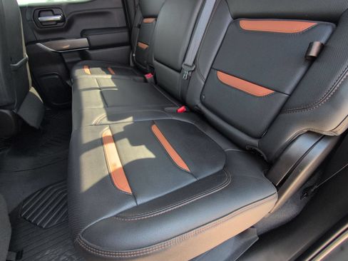 Used 2020 GMC Sierra 1500 AT4 w/ AT4 Premium Package AWD/4WD image 29