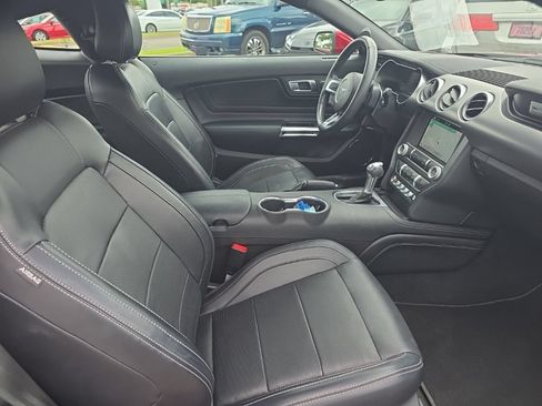 Used 2019 Ford Mustang Premium w/ Equipment Group 201A RWD image 9
