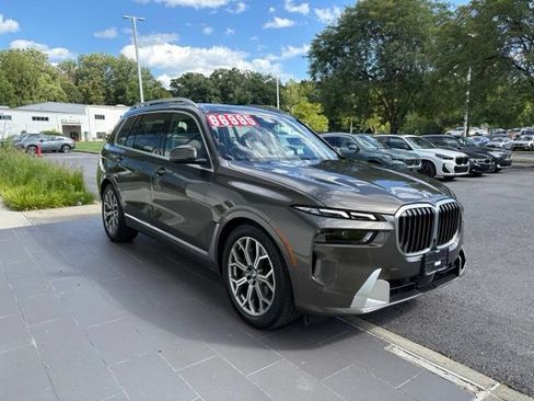Used 2024 BMW X7 xDrive40i w/ Executive Package AWD/4WD image 5