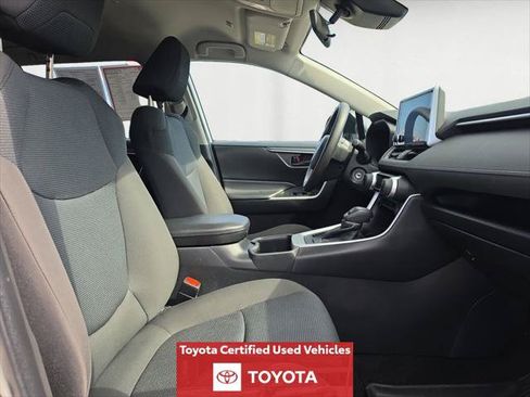 Certified 2023 Toyota RAV4 LE AWD/4WD image 17